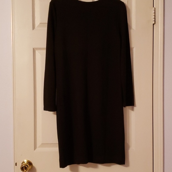 Black with white lines long sleeve Venus dress - Picture 4 of 4